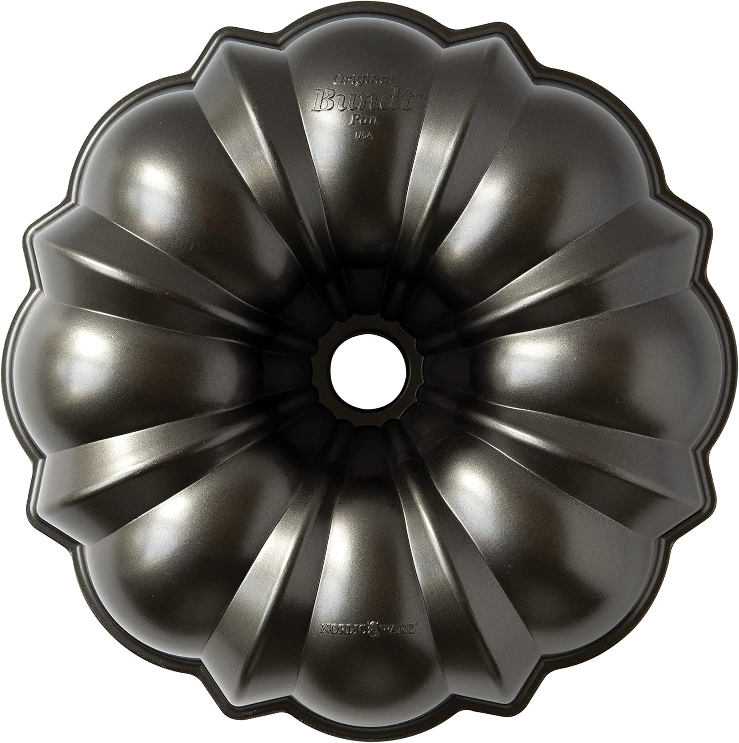 Bundt Pan and Cake Keeper Bundle P9645