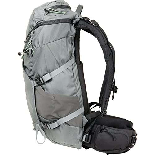 Lightweight 30L Hiking Daypack L181148