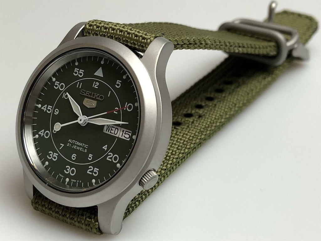 Men's Automatic Stainless Steel Watch with Green Canvas W142