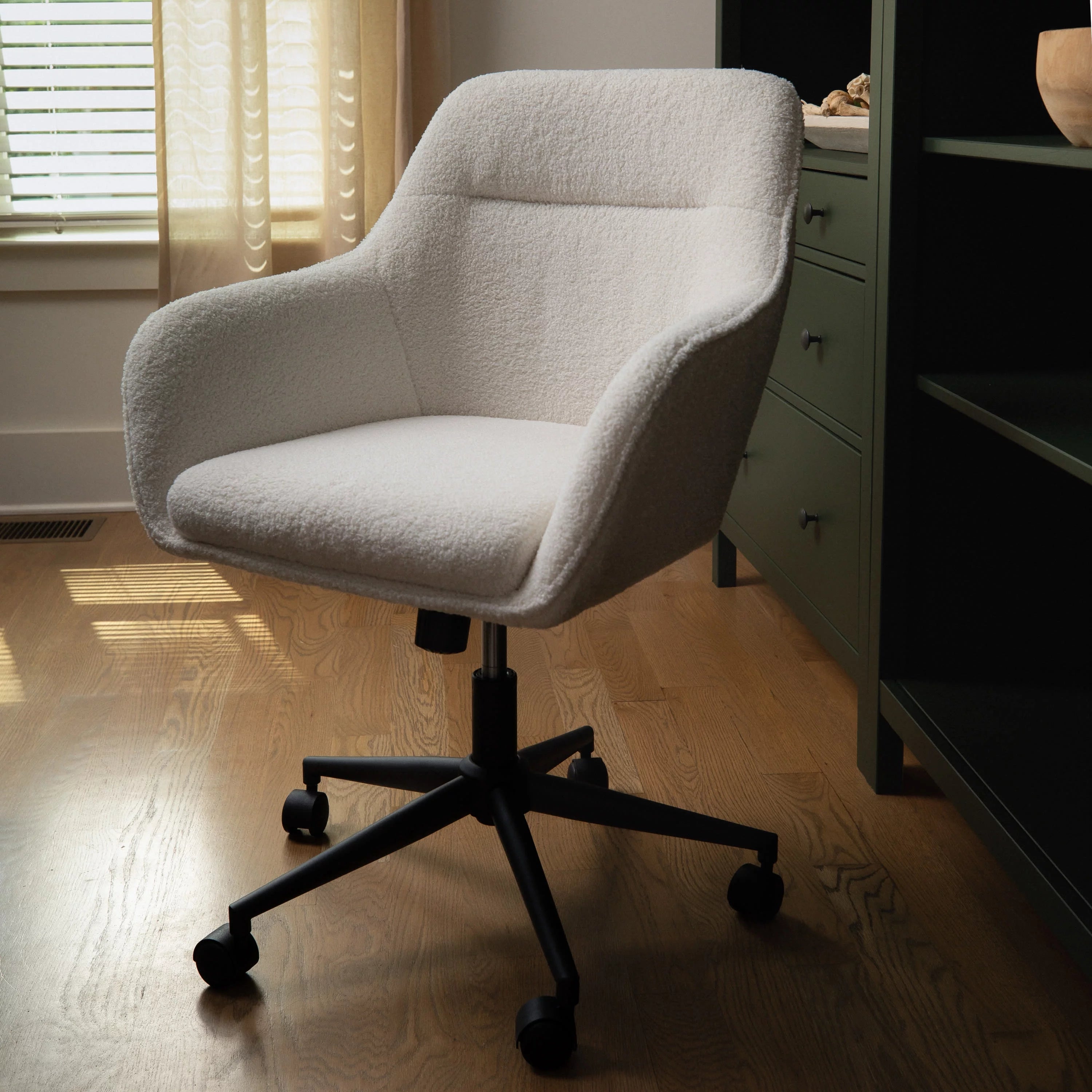 Upholstered Office Chair in White and Bronze D308