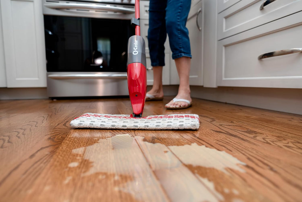 Microfiber Spray Mop with 4 Extra Refills F21225